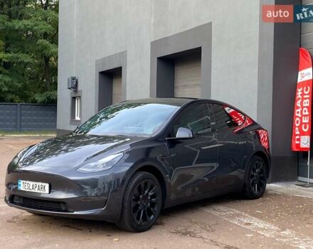 Сірий Тесла Model Y, об'ємом двигуна 0 л та пробігом 23 тис. км за 31999 $, фото 3 на Automoto.ua