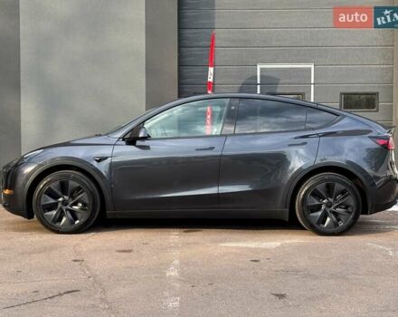 Серый Тесла Model Y, объемом двигателя 0 л и пробегом 1 тыс. км за 34500 $, фото 5 на Automoto.ua