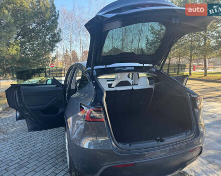 Серый Тесла Model Y, объемом двигателя 0 л и пробегом 9 тыс. км за 29500 $, фото 53 на Automoto.ua