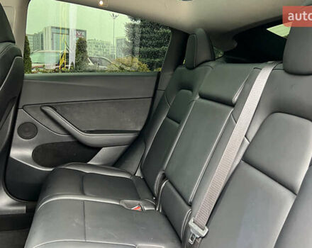 Сірий Тесла Model Y, об'ємом двигуна 0 л та пробігом 24 тис. км за 33850 $, фото 21 на Automoto.ua