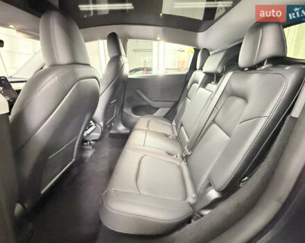Серый Тесла Model Y, объемом двигателя 0 л и пробегом 21 тыс. км за 28900 $, фото 36 на Automoto.ua