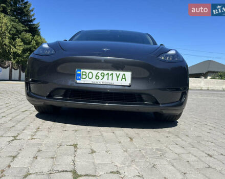 Серый Тесла Model Y, объемом двигателя 0 л и пробегом 12 тыс. км за 30000 $, фото 17 на Automoto.ua