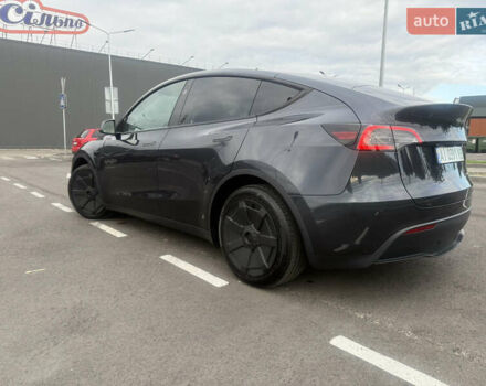 Серый Тесла Model Y, объемом двигателя 0 л и пробегом 12 тыс. км за 41000 $, фото 18 на Automoto.ua