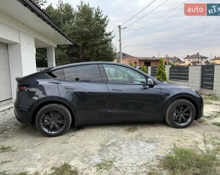 Серый Тесла Model Y, объемом двигателя 0 л и пробегом 11 тыс. км за 28800 $, фото 7 на Automoto.ua