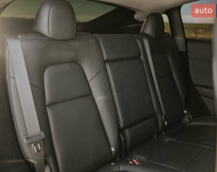 Сірий Тесла Model Y, об'ємом двигуна 0 л та пробігом 12 тис. км за 32500 $, фото 67 на Automoto.ua