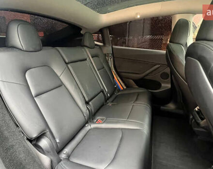 Серый Тесла Model Y, объемом двигателя 0 л и пробегом 21 тыс. км за 24000 $, фото 21 на Automoto.ua