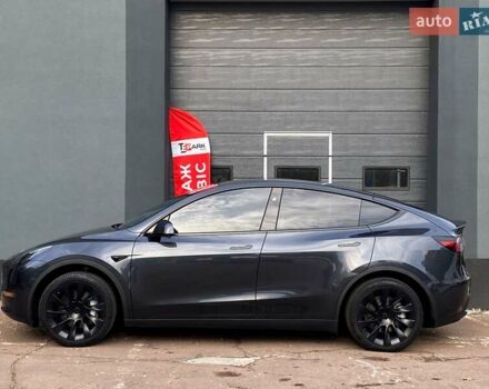 Сірий Тесла Model Y, об'ємом двигуна 0 л та пробігом 23 тис. км за 31999 $, фото 5 на Automoto.ua