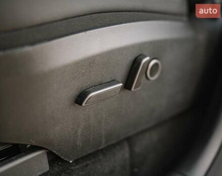 Сірий Тесла Model Y, об'ємом двигуна 0 л та пробігом 12 тис. км за 32500 $, фото 47 на Automoto.ua