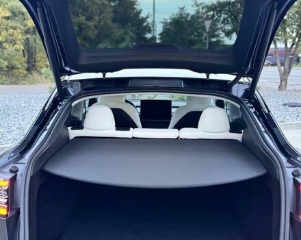 Сірий Тесла Model Y, об'ємом двигуна 0 л та пробігом 14 тис. км за 32487 $, фото 13 на Automoto.ua
