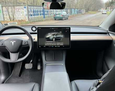 Серый Тесла Model Y, объемом двигателя 0 л и пробегом 15 тыс. км за 34500 $, фото 6 на Automoto.ua