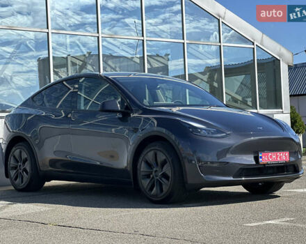 Серый Тесла Model Y, объемом двигателя 0 л и пробегом 1 тыс. км за 35490 $, фото 9 на Automoto.ua