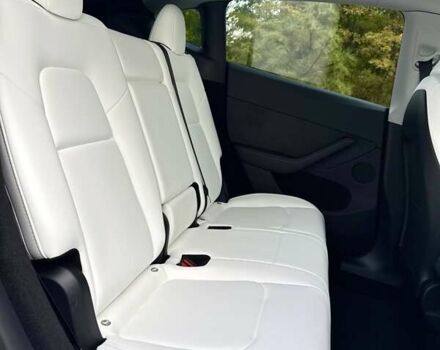 Сірий Тесла Model Y, об'ємом двигуна 0 л та пробігом 14 тис. км за 32487 $, фото 30 на Automoto.ua