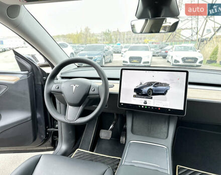 Серый Тесла Model Y, объемом двигателя 0 л и пробегом 1 тыс. км за 39900 $, фото 21 на Automoto.ua