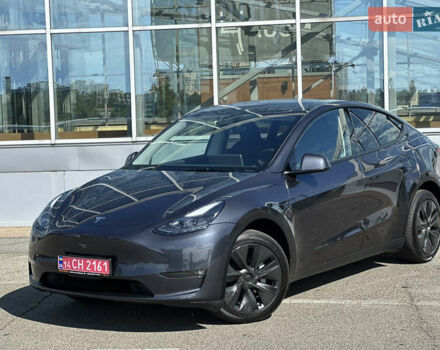 Серый Тесла Model Y, объемом двигателя 0 л и пробегом 1 тыс. км за 38990 $, фото 63 на Automoto.ua