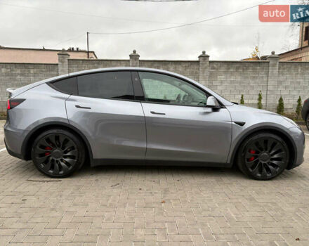 Серый Тесла Model Y, объемом двигателя 0 л и пробегом 17 тыс. км за 34300 $, фото 3 на Automoto.ua