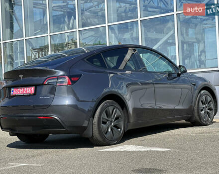 Серый Тесла Model Y, объемом двигателя 0 л и пробегом 1 тыс. км за 35490 $, фото 23 на Automoto.ua