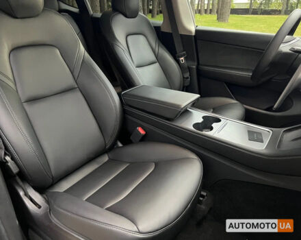 купити нове авто Тесла Model Y 2024 року від офіційного дилера VinAVto Тесла фото