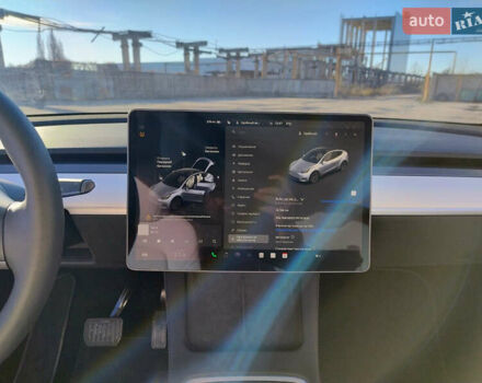 Сірий Тесла Model Y, об'ємом двигуна 0 л та пробігом 15 тис. км за 29988 $, фото 24 на Automoto.ua