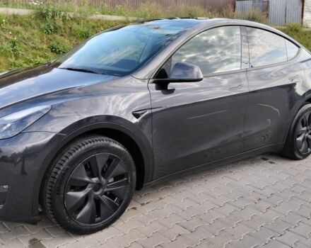 Тесла Model Y 2024 в Тернополе на Automoto.ua Серый Тесла Model Y, объемом двигателя 0 л и пробегом 2 тыс. км за 26000 $, фото 3 на Automoto.ua