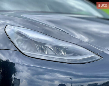 Серый Тесла Model Y, объемом двигателя 0 л и пробегом 13 тыс. км за 33999 $, фото 11 на Automoto.ua