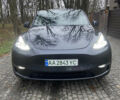 Серый Тесла Model Y, объемом двигателя 0 л и пробегом 5 тыс. км за 26000 $, фото 1 на Automoto.ua