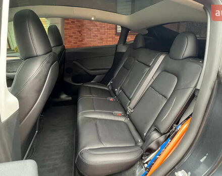 Серый Тесла Model Y, объемом двигателя 0 л и пробегом 21 тыс. км за 24000 $, фото 13 на Automoto.ua