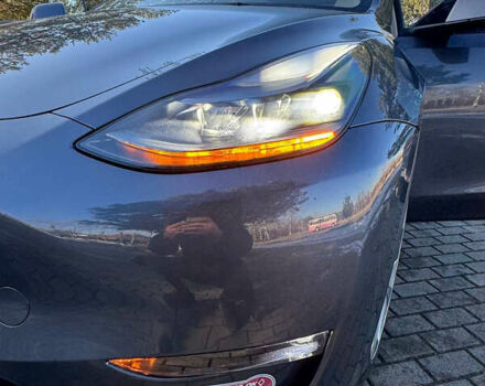 Серый Тесла Model Y, объемом двигателя 0 л и пробегом 9 тыс. км за 29500 $, фото 34 на Automoto.ua
