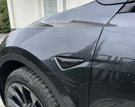 Серый Тесла Model Y, объемом двигателя 0 л и пробегом 33 тыс. км за 25000 $, фото 24 на Automoto.ua