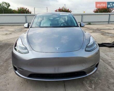 Серый Тесла Model Y, объемом двигателя 0 л и пробегом 26 тыс. км за 21800 $, фото 4 на Automoto.ua
