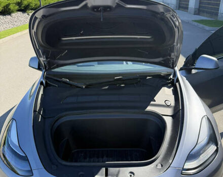 Серый Тесла Model Y, объемом двигателя 0 л и пробегом 11 тыс. км за 33900 $, фото 20 на Automoto.ua