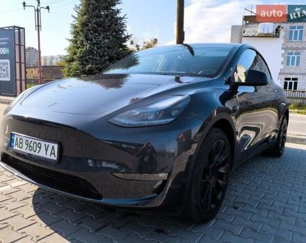 Тесла Model Y 2024 в Виннице на Automoto.ua Серый Тесла Model Y, объемом двигателя 0 л и пробегом 4 тыс. км за 29900 $, фото 3 на Automoto.ua