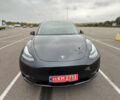 Тесла Model Y 2024 в Ровно на Automoto.ua Серый Тесла Model Y, объемом двигателя 0 л и пробегом 11 тыс. км за 33600 $, фото 1 на Automoto.ua