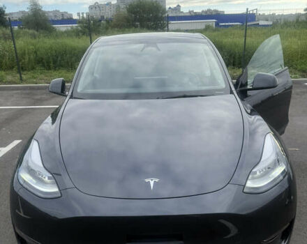 Серый Тесла Model Y, объемом двигателя 0 л и пробегом 12 тыс. км за 41000 $, фото 23 на Automoto.ua
