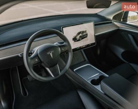 Серый Тесла Model Y, объемом двигателя 0 л и пробегом 25 тыс. км за 31300 $, фото 33 на Automoto.ua