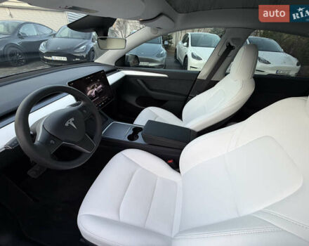 Сірий Тесла Model Y, об'ємом двигуна 0 л та пробігом 6 тис. км за 33000 $, фото 18 на Automoto.ua