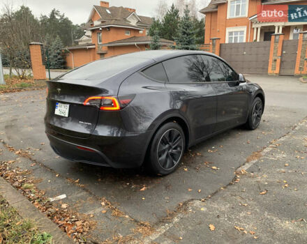 Серый Тесла Model Y, объемом двигателя 0 л и пробегом 35 тыс. км за 32900 $, фото 2 на Automoto.ua