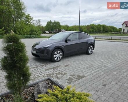 Серый Тесла Model Y, объемом двигателя 0 л и пробегом 7 тыс. км за 28400 $, фото 3 на Automoto.ua