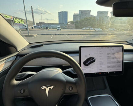 Серый Тесла Model Y, объемом двигателя 0 л и пробегом 4 тыс. км за 30500 $, фото 7 на Automoto.ua
