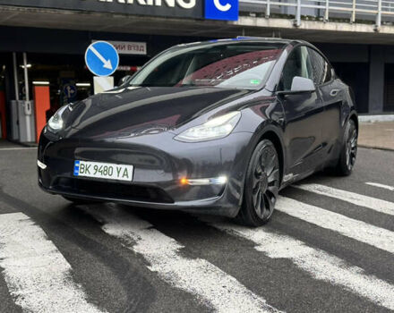 Сірий Тесла Model Y, об'ємом двигуна 0 л та пробігом 8 тис. км за 33300 $, фото 4 на Automoto.ua
