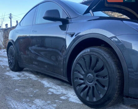 Серый Тесла Model Y, объемом двигателя 0 л и пробегом 5 тыс. км за 26000 $, фото 10 на Automoto.ua