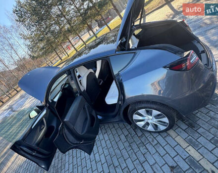 Серый Тесла Model Y, объемом двигателя 0 л и пробегом 9 тыс. км за 29500 $, фото 41 на Automoto.ua