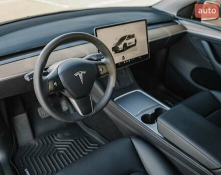 Сірий Тесла Model Y, об'ємом двигуна 0 л та пробігом 12 тис. км за 32500 $, фото 46 на Automoto.ua