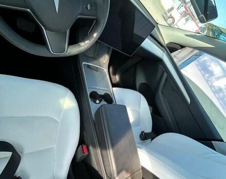 Серый Тесла Model Y, объемом двигателя 0 л и пробегом 26 тыс. км за 21800 $, фото 12 на Automoto.ua