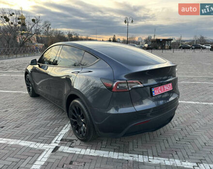Сірий Тесла Model Y, об'ємом двигуна 0 л та пробігом 30 тис. км за 33999 $, фото 5 на Automoto.ua
