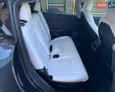 Сірий Тесла Model Y, об'ємом двигуна 0 л та пробігом 6 тис. км за 30900 $, фото 34 на Automoto.ua