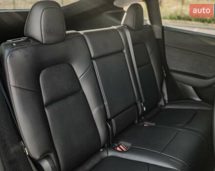 Серый Тесла Model Y, объемом двигателя 0 л и пробегом 25 тыс. км за 31300 $, фото 53 на Automoto.ua