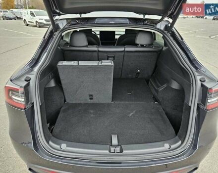 Сірий Тесла Model Y, об'ємом двигуна 0 л та пробігом 12 тис. км за 29900 $, фото 25 на Automoto.ua