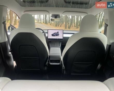 Сірий Тесла Model Y, об'ємом двигуна 0 л та пробігом 33 тис. км за 31000 $, фото 11 на Automoto.ua