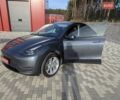 Серый Тесла Model Y, объемом двигателя 0 л и пробегом 29 тыс. км за 30500 $, фото 1 на Automoto.ua