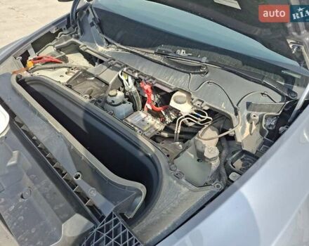 Серый Тесла Model Y, объемом двигателя 0 л и пробегом 26 тыс. км за 21800 $, фото 8 на Automoto.ua